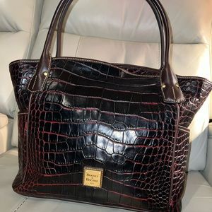 DOONEY & BOURKE BORDEAUX CROCO KRISTEN